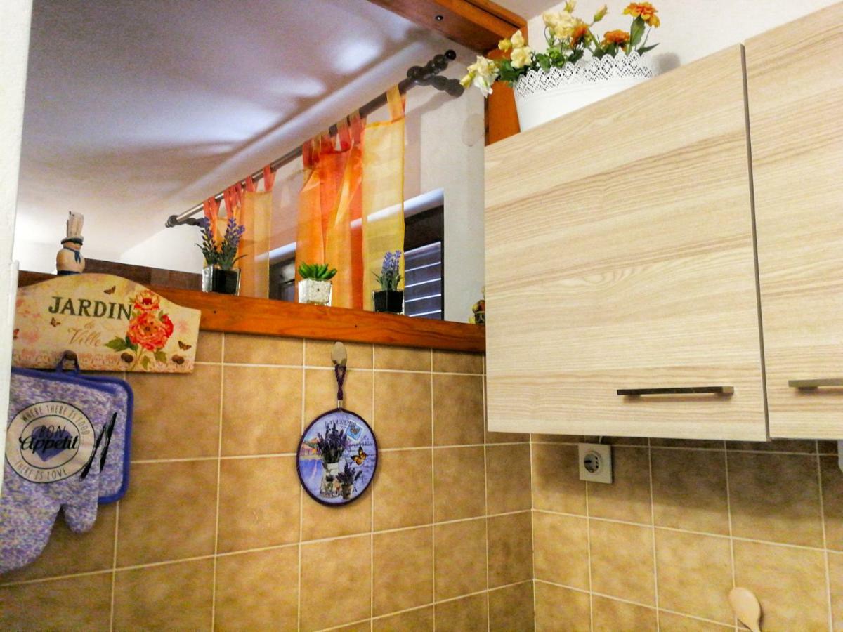 Apartman Damir ซูมาร์ติน ภายนอก รูปภาพ